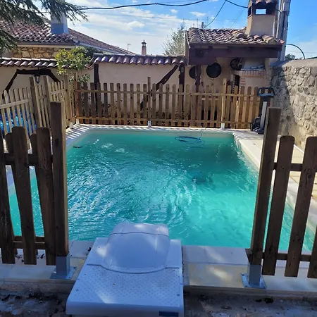Casa Rural Pedraza Holiday home