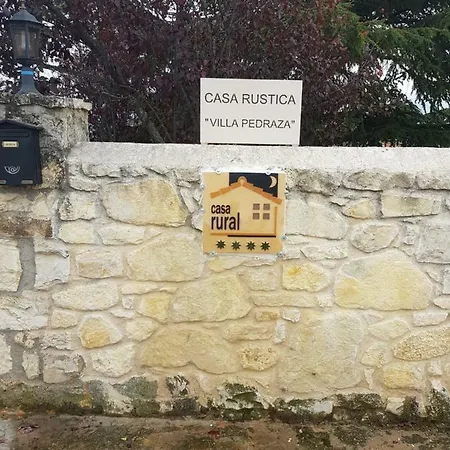 別荘 Casa Rural Pedraza